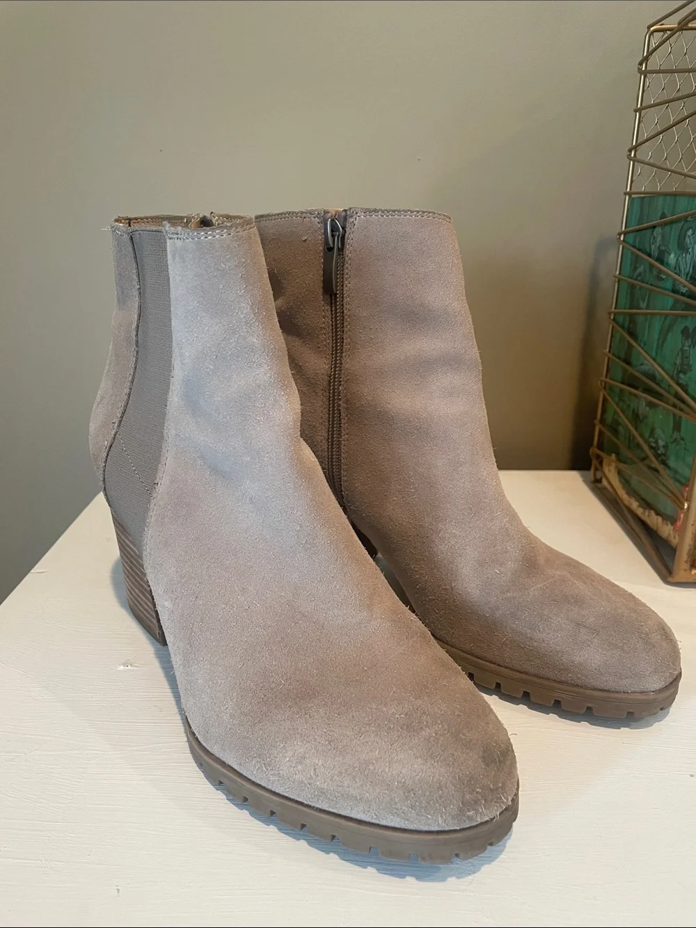 Franco Sarto taupe suede